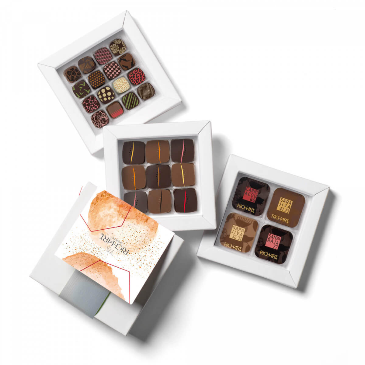 Box of 41 chocolates 25 filled + 16 Squares of Dark & Milk Chocolate. An initiation for an amazing tasting cession. Hand crafted in France.