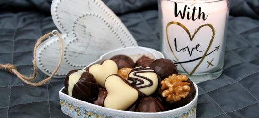 11 Romantic Chocolate Gifts for your Sweetheart - Chocolate Gifts Heaven
