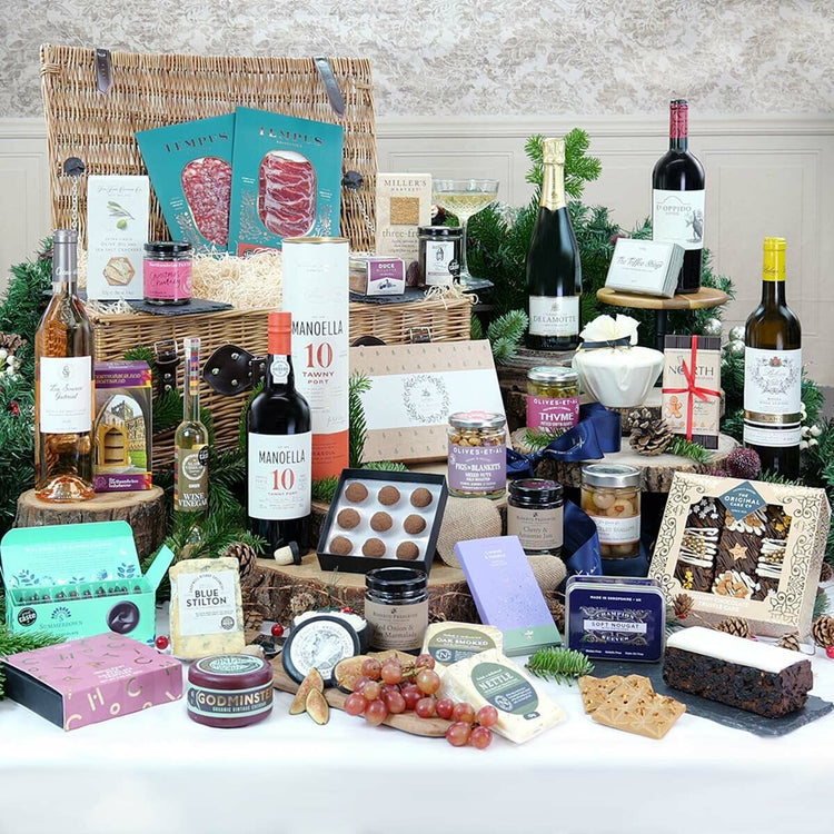 the Coquet Luxury Christmas Hamper