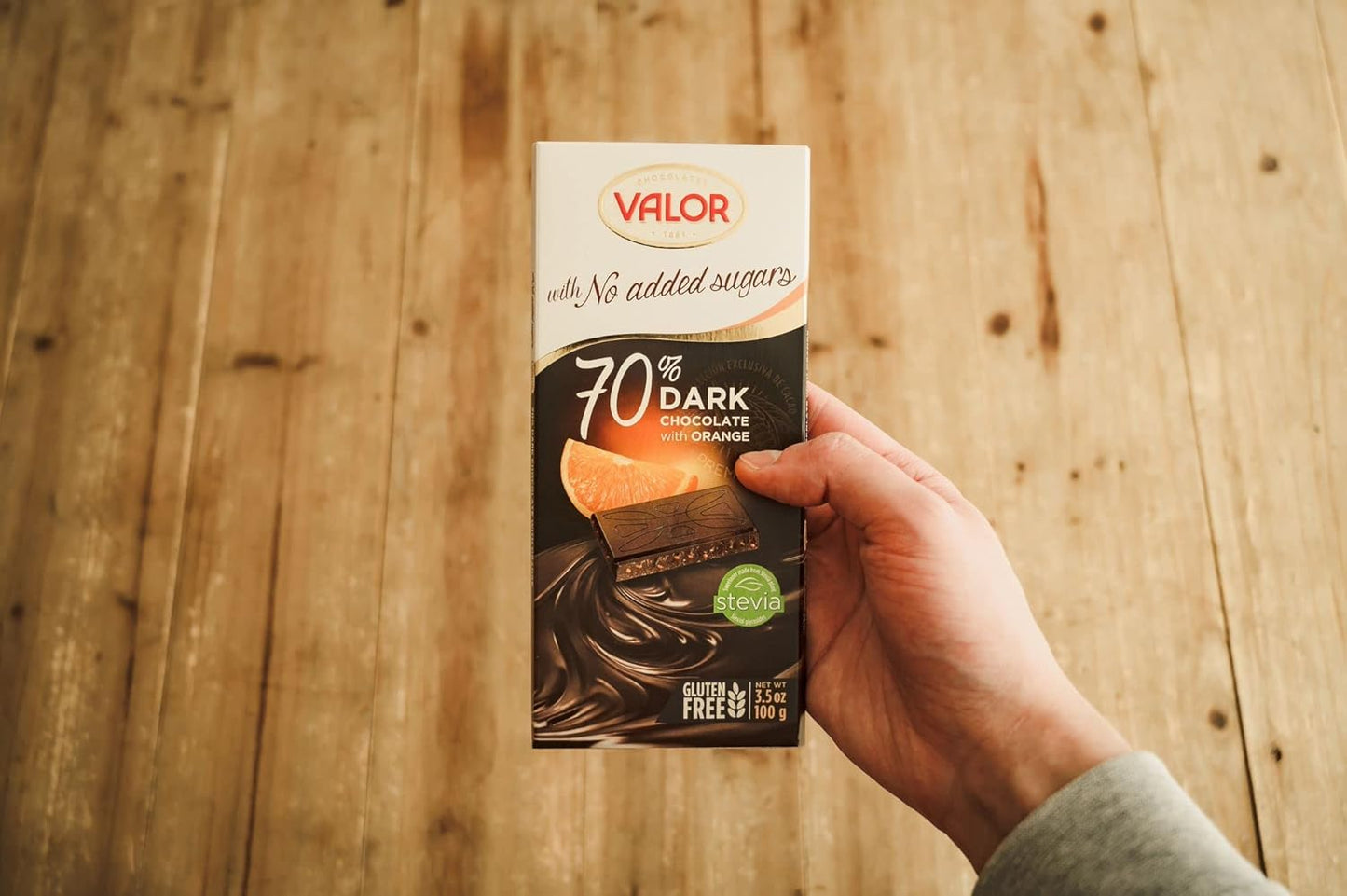 Valor Sugar Free Chocolate –  70% Dark Chocolate with Orange Pieces - Chocolate Gifts Heaven