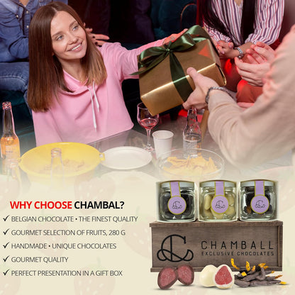 CHAMBALL – Wooden Box of Chocolates with Strawberries, White & Dark Chocolate, and Candied Orange – 280g | Chocolates for Gifts, Gourmet Chocolate Box, Valentine's Day Chocolate Gift, Birthda