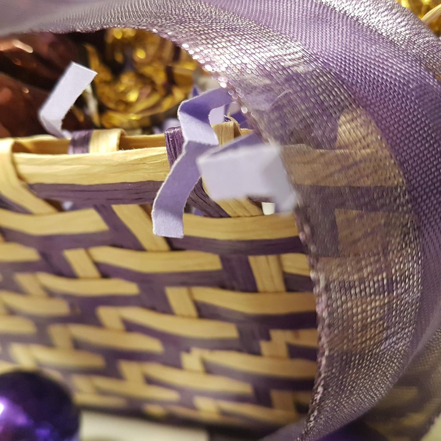 Chocolate Fruit & Nut Delight Hamper - Chocolate & Nuts Gift Basket for Friends, Family & Colleagues
