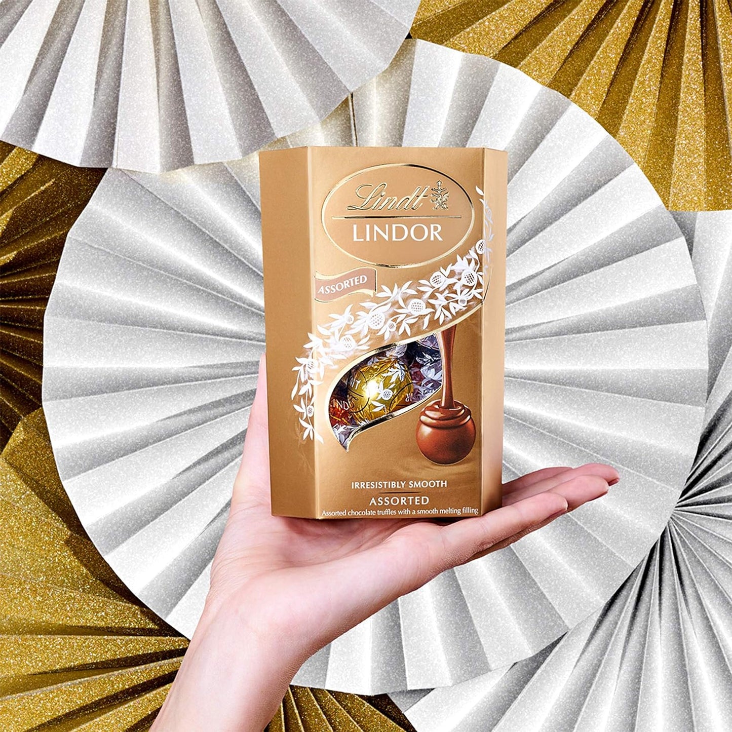 Lindt Lindor Chocolate Truffles Box - Approx 16 balls - Chocolate Gifts Heaven