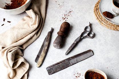 Barbers & Beard Grooming Chocolate Gift Set – Razor, Shaving Brush, Hairdressing Scissors & Comb Box