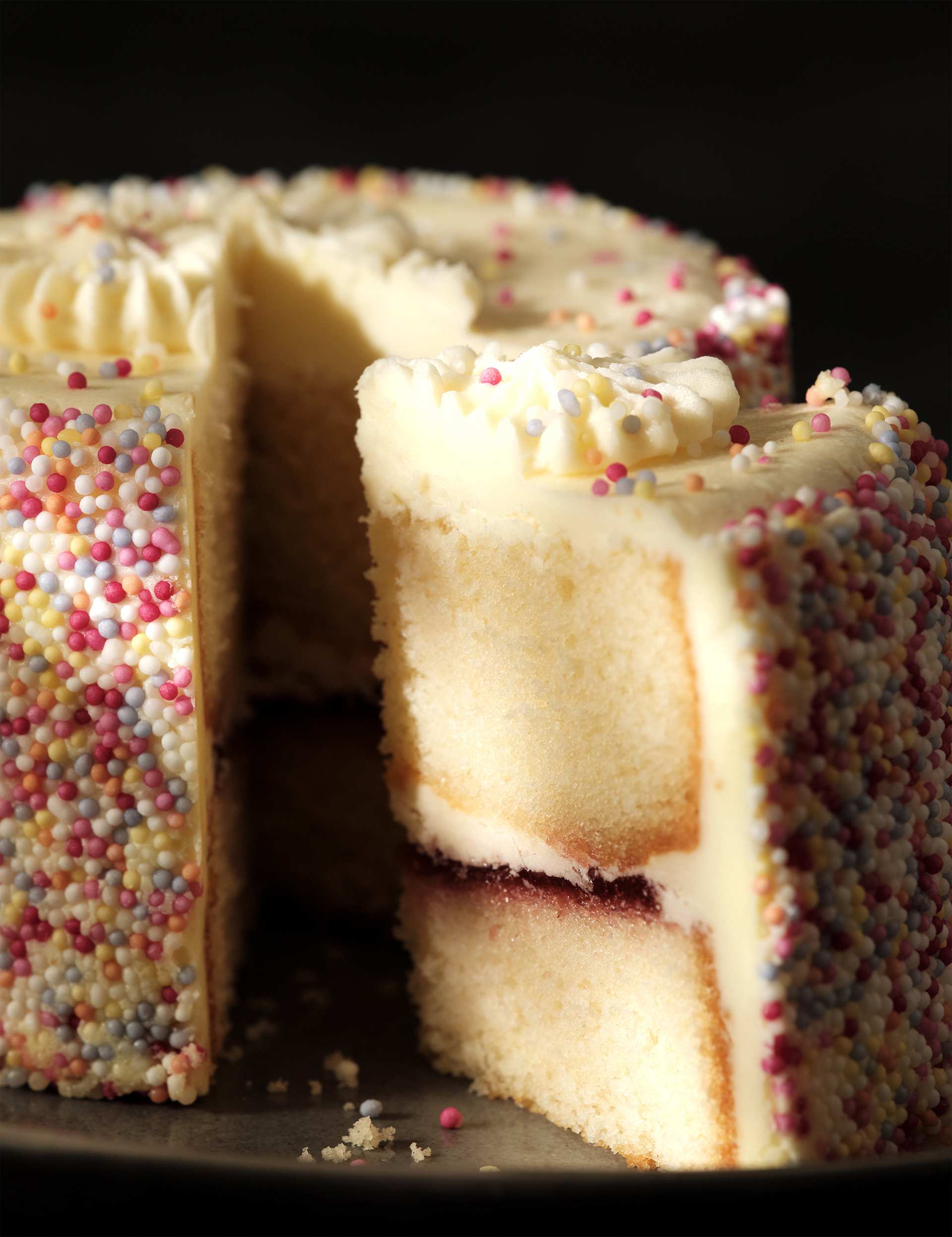 The Happy Birthday Gift - Chocolate Gifts Heaven