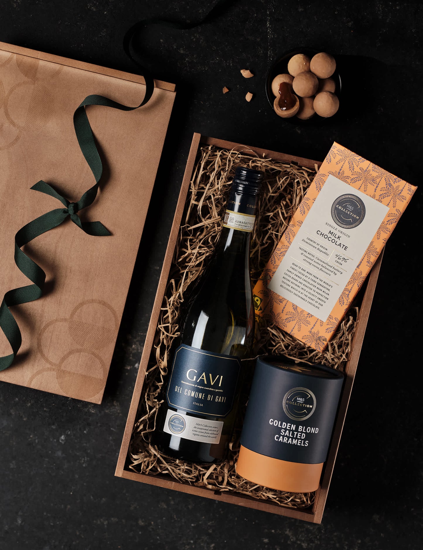 The White Wine & Chocolate Gift Box