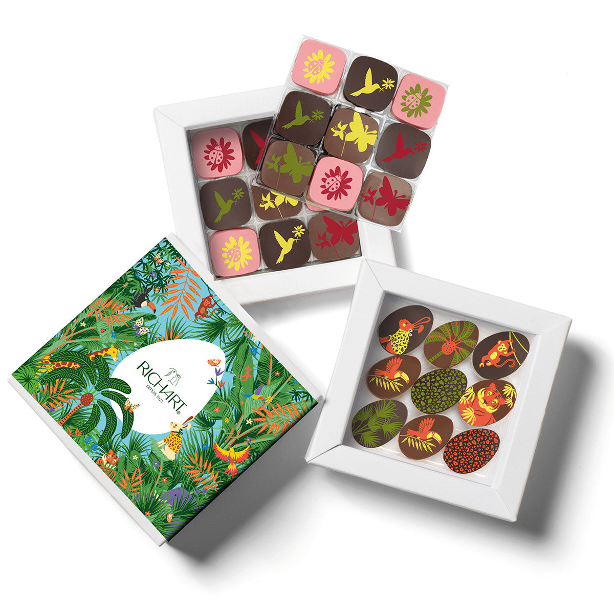 Easter gift box, 18 chocolates and 9 filled chocolate half-eggs. High-end gourmet chocolates presented in an elegant gift box.