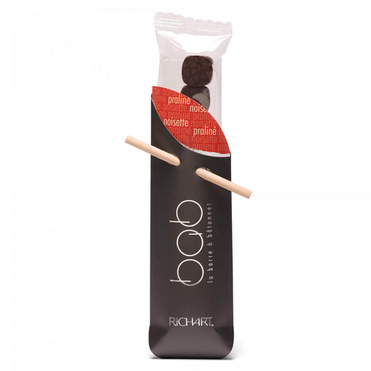9 filled Fine Chocolates Hazelnut Praline. Individual sleeve. Perfect as a Gourmet Gift, as an attention or just as a personal treat.