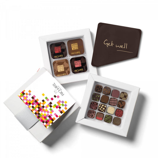 Initiation "Get well" Gift Box 32 chocolates filled and plain and a chocolate card "get well". Ideal initiation for an amazing tasting cession.