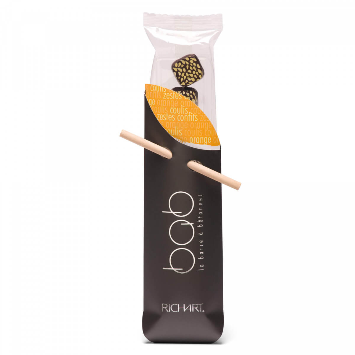 9 filled Chocolates candied oranges in a coulis. Individual sleeve. Perfect as a Gourmet Gift, as an attention or just as a personal treat.